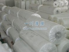 特性：无色透明度高；有