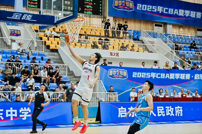 广州队末节崩盘遭宁波逆转 郭艾伦伤退赛季报销