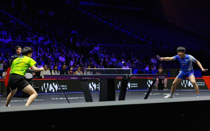 张本智和林昀儒重庆冠军赛14决赛巅峰对决