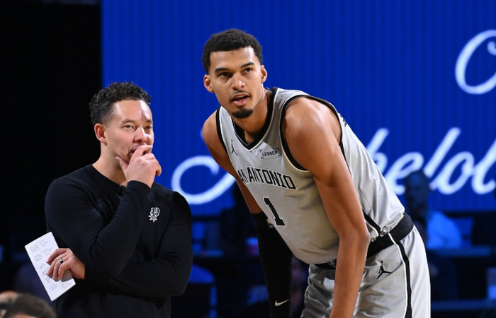 后波波维奇时代马刺新帅约翰逊开启王朝复兴之