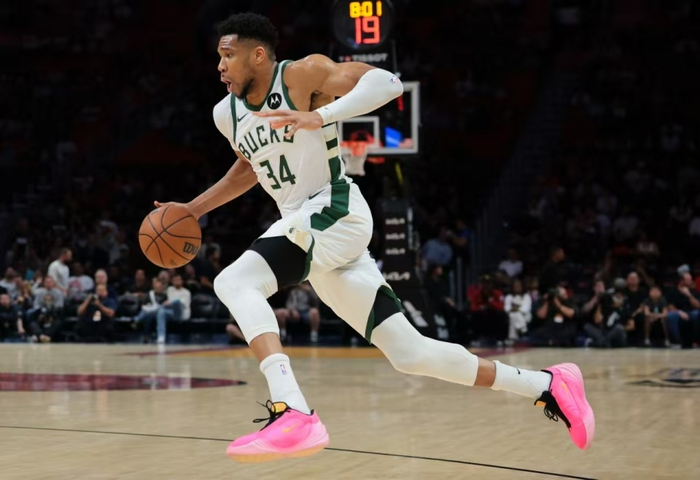 字母哥公开质疑球队健康评估 矛盾升级联盟介入