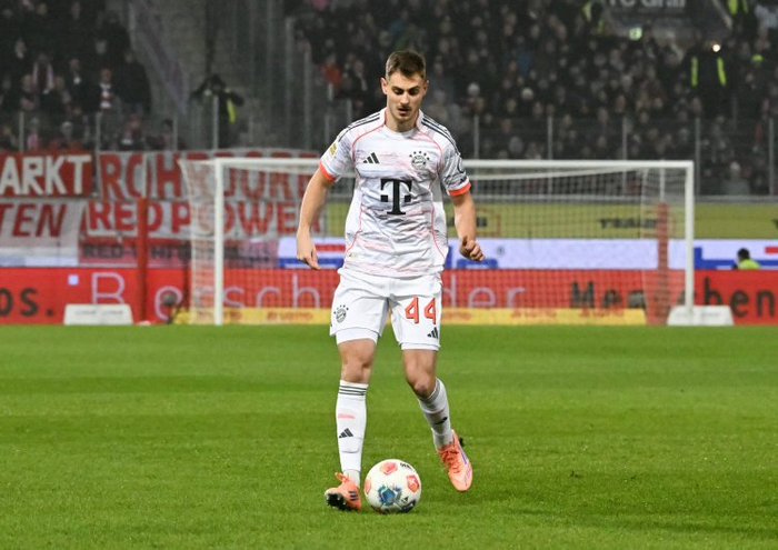 拜仁双杀勒沃库森挺进德国杯决赛 斯坦尼西奇：